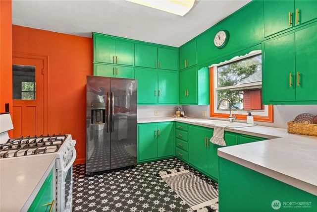1224 Grant, Bellingham, WA 98225