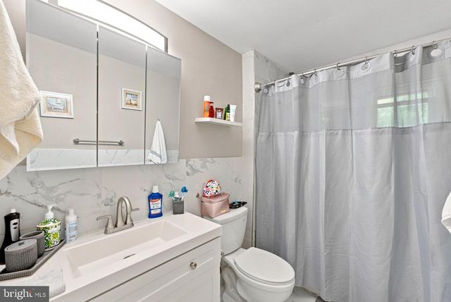 2 VINCENT CT, Little Egg Harbor Twp, NJ 08087