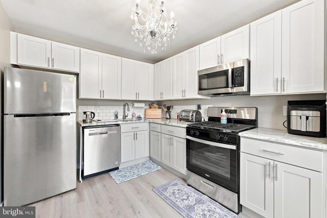 2 VINCENT CT, Little Egg Harbor Twp, NJ 08087