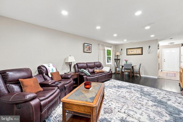 2 VINCENT CT, Little Egg Harbor Twp, NJ 08087