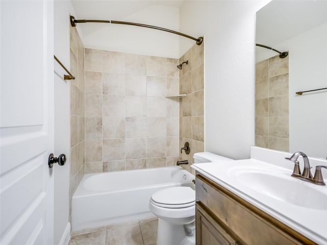8813 Fescue LN, Austin, TX 78738