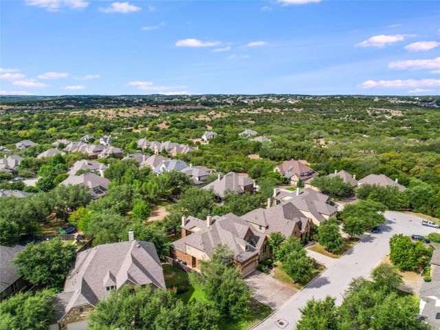 8813 Fescue LN, Austin, TX 78738