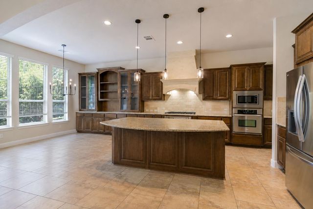 8813 Fescue LN, Austin, TX 78738