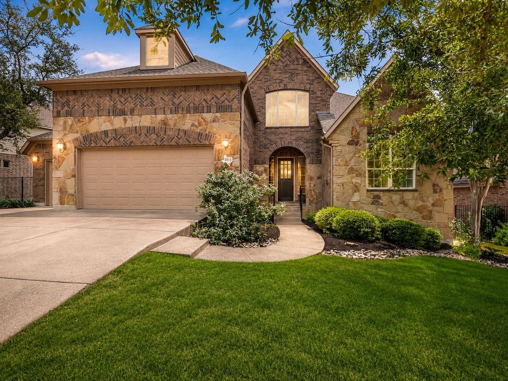 8813 Fescue LN, Austin, TX 78738