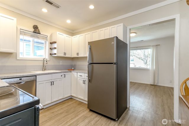 3015 Fredrickson Street, Enumclaw, WA 98022