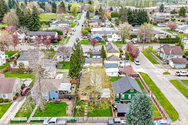 3015 Fredrickson Street, Enumclaw, WA 98022