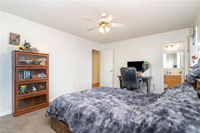 1820 Cline Place, Lenoir, NC 28645