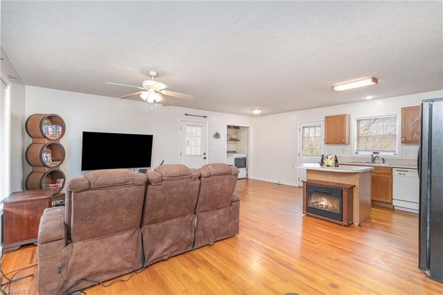 1820 Cline Place, Lenoir, NC 28645