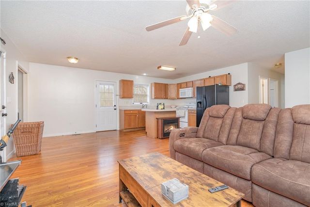 1820 Cline Place, Lenoir, NC 28645