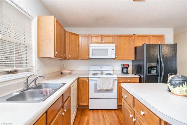 1820 Cline Place, Lenoir, NC 28645