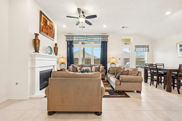 12814 Balsa Glade Court, Houston, TX 77044