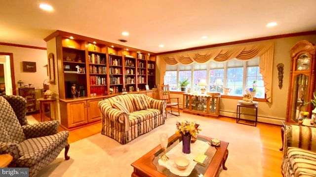 13904 BLENHEIM RD N, Phoenix, MD 21131