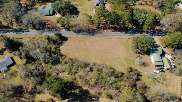 27090 La Hwy 1032, Denham Springs, LA 70726