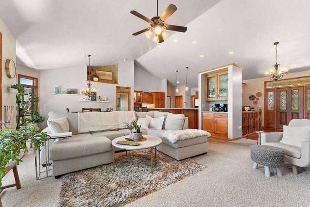568 ROYAL ST PATS DRIVE, Wrightstown, WI 54180