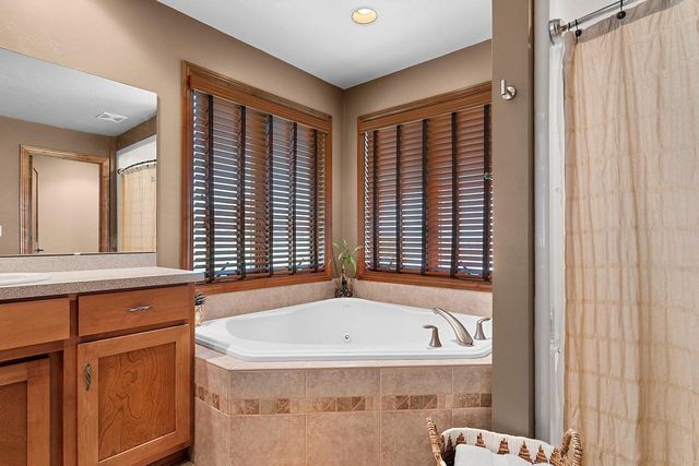 568 ROYAL ST PATS DRIVE, Wrightstown, WI 54180