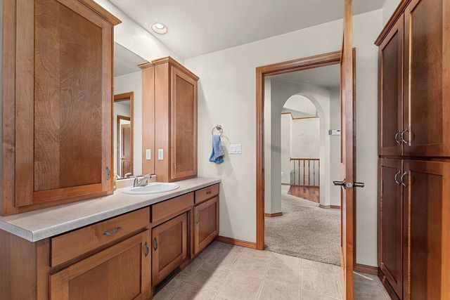 568 ROYAL ST PATS DRIVE, Wrightstown, WI 54180