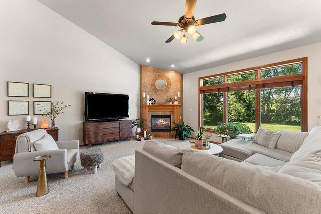 568 ROYAL ST PATS DRIVE, Wrightstown, WI 54180