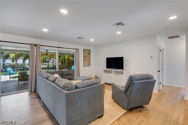 5118 York CT, Cape Coral, FL 33904
