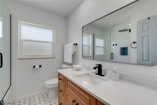 5118 York CT, Cape Coral, FL 33904