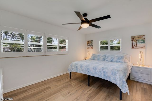 5118 York CT, Cape Coral, FL 33904