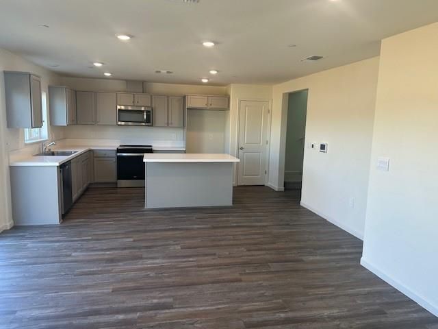 4172 Teak St, Riverbank, CA 95367