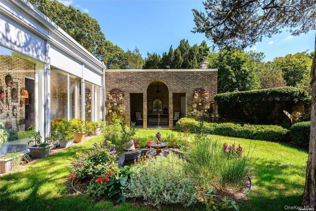 153 Royston Lane, Oyster Bay Cove, NY 11771 — photo 4