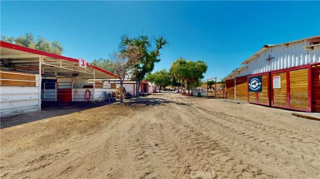 9983 Choiceana Avenue, Hesperia, CA 92345