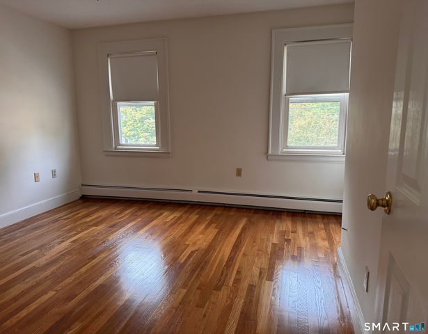 70 Central Avenue, Hamden, CT 06517