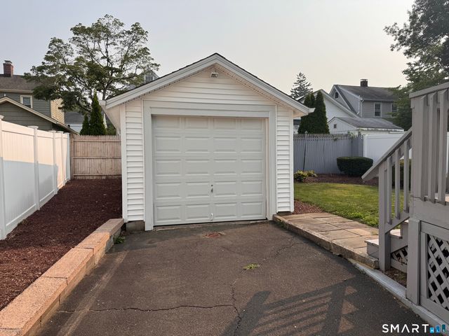 70 Central Avenue, Hamden, CT 06517
