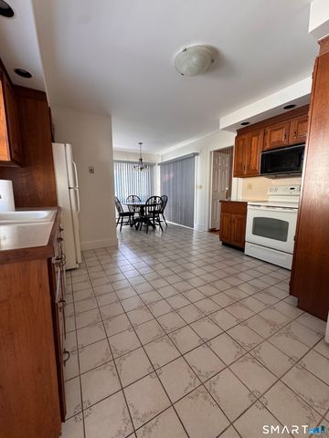 70 Central Avenue, Hamden, CT 06517