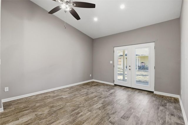 3496 Balboa Circle Circle 39, Montgomery, TX 77356