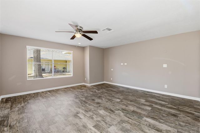 3496 Balboa Circle Circle 39, Montgomery, TX 77356