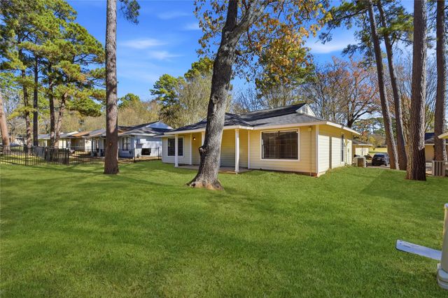 3496 Balboa Circle Circle 39, Montgomery, TX 77356