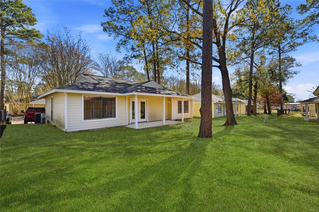 3496 Balboa Circle Circle 39, Montgomery, TX 77356