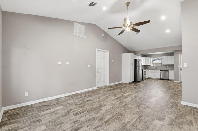 3496 Balboa Circle Circle 39, Montgomery, TX 77356