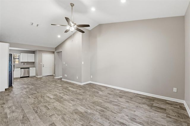 3496 Balboa Circle Circle 39, Montgomery, TX 77356