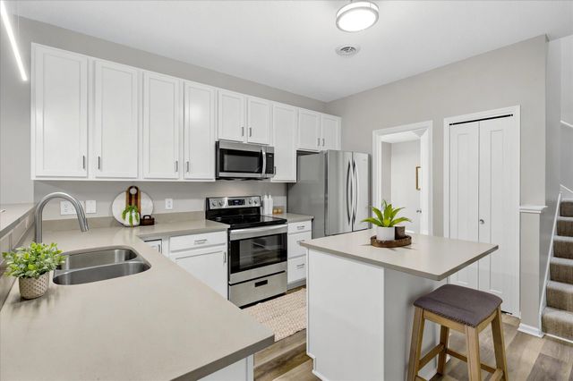 13397 Europa Court N 3, Hugo, MN 55038