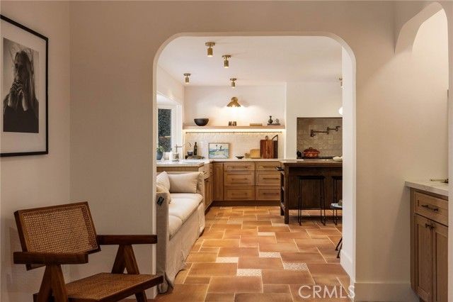 1096 Tulare, Costa Mesa, CA 92626