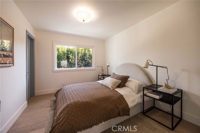 1096 Tulare, Costa Mesa, CA 92626