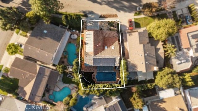 1096 Tulare, Costa Mesa, CA 92626