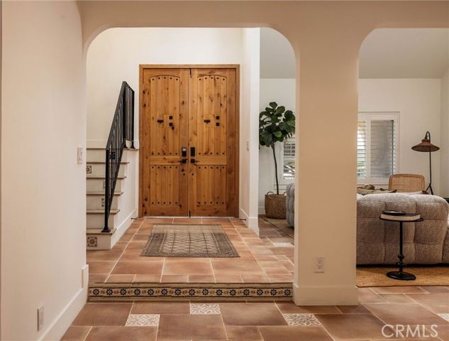 1096 Tulare, Costa Mesa, CA 92626