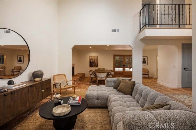 1096 Tulare, Costa Mesa, CA 92626