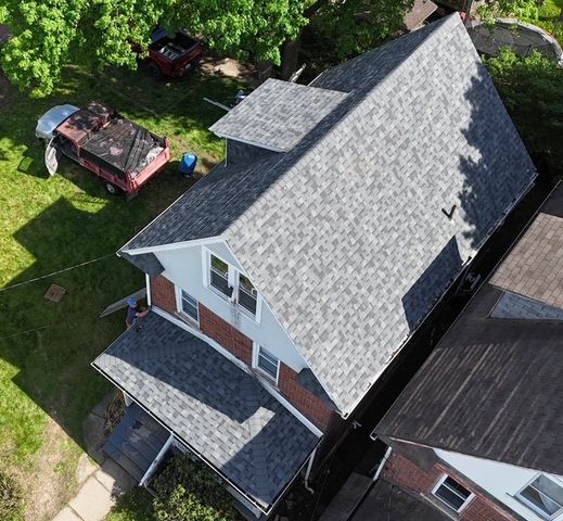 505 W Wayne St, City Of But Sw, PA 16001