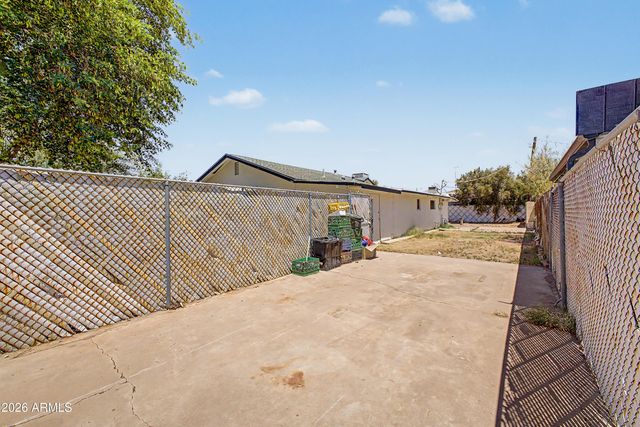 223 W 11TH Street, Casa Grande, AZ 85122