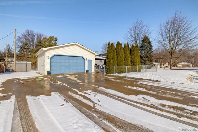 29590 Cotton Road, Chesterfield, MI 48047