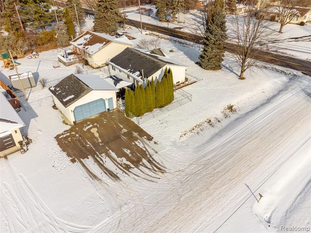 29590 Cotton Road, Chesterfield, MI 48047