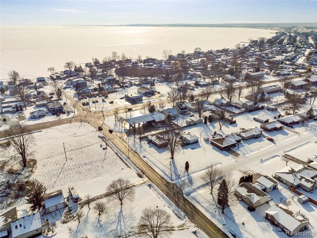 29590 Cotton Road, Chesterfield, MI 48047