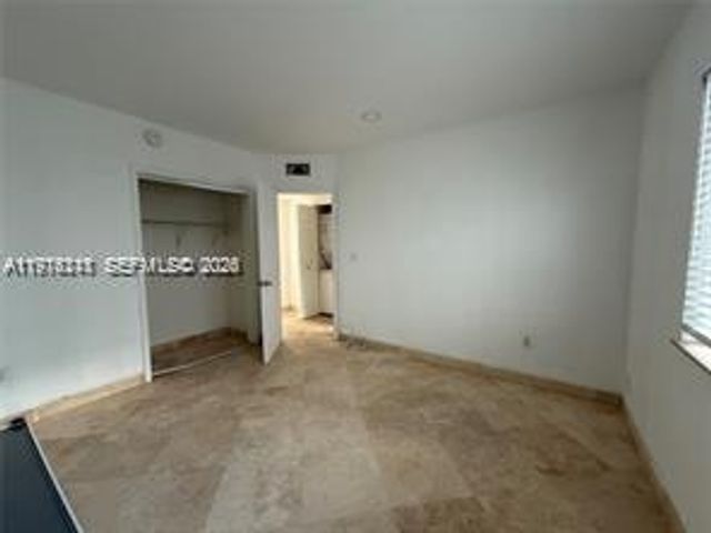 8435 Crespi Blvd 6, Miami Beach, FL 33141