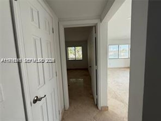 8435 Crespi Blvd 6, Miami Beach, FL 33141