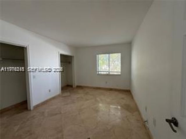 8435 Crespi Blvd 6, Miami Beach, FL 33141